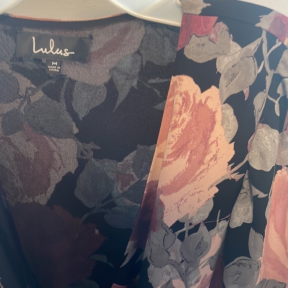 Lulu's Floral V-Neck Romper - Black and Pink - Picture 4 of 5